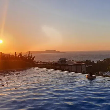 Beautiful Villa In Bodrum Guemuesluek For Families And Couples 빌라